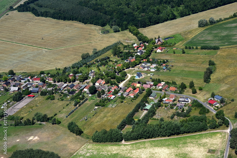 Sandförde, Dorf an der B109 2015