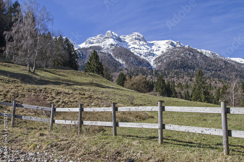 Die Vigolanaberge sind eine Gebirgsgruppe im Trentino mit Gipfeln, die bis fast 2200 m aufragen und zu den Vizentiner Alpen gehören