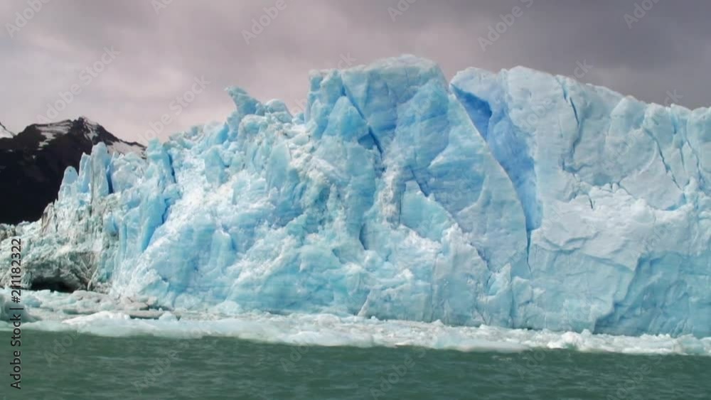 Beautiful Iceberg, Perito Moreno Glacier Beautiful Iceberg, Perito Moreno Glacier