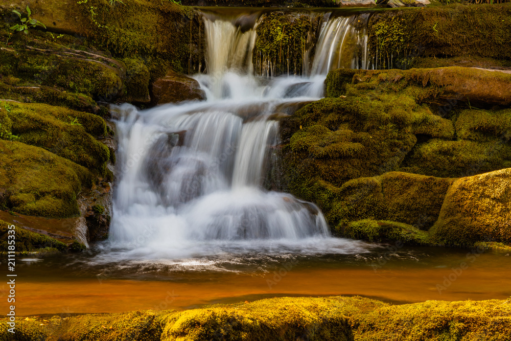 Obraz premium Waterfall near Lady Clough, Peak District