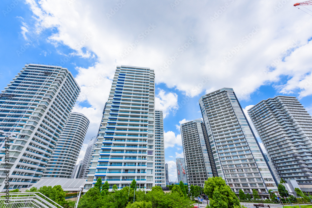 横浜の高層マンション High-rise condominium in Yokohama