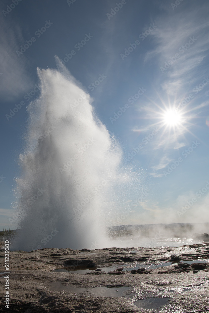 Erupting Strukkor geysir in Iceland IS Europe