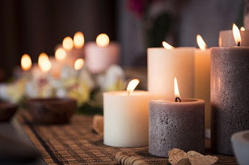 Foto auf Acrylglas Massagesalon Spa setting with aromatic candles  © Rido