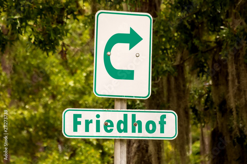 Schild 273 - Friedhof