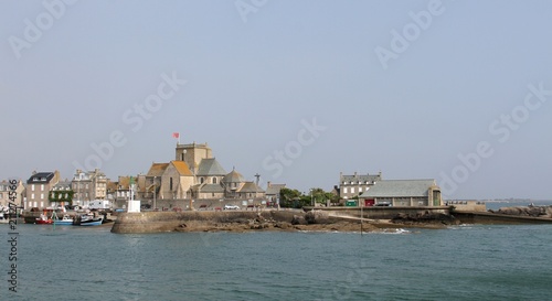 le village et le port de Barfleur en Normandie dans le Cotentin