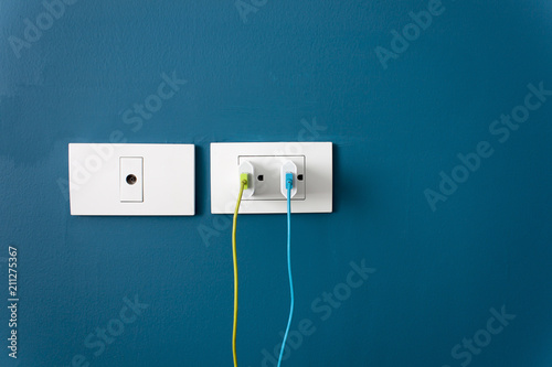 Charge the battery for the smartphone on wall