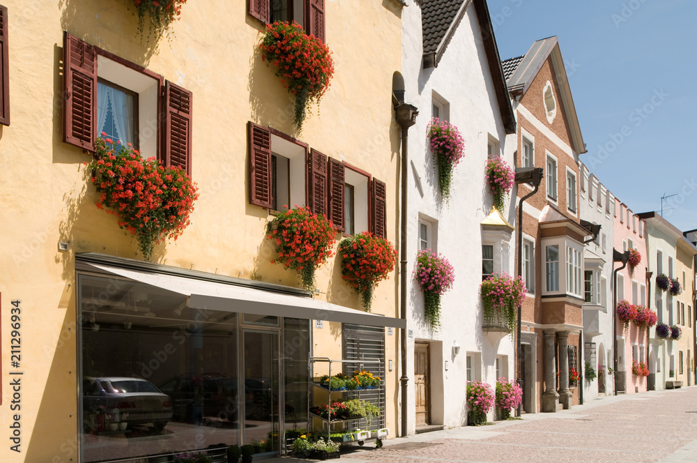 Fototapeta premium Bürgerhäuser in Bruneck