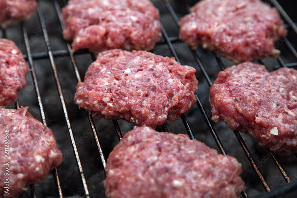 Homemade Hamburgers.Grill Meatballs. Raw Beef Meatballs. Outdoor Picnic.
Homemade Hamburgers.Grill Meatballs. Raw Beef Meatballs. Outdoor Picnic.