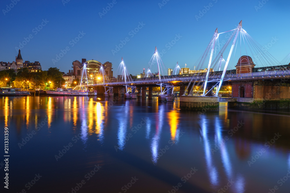 Golden Jubilee Bridge at dawn in London, England