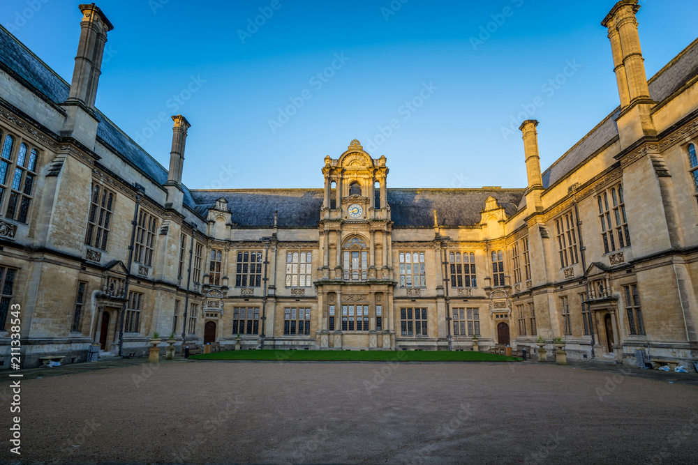 Constituent college in Oxford city. England