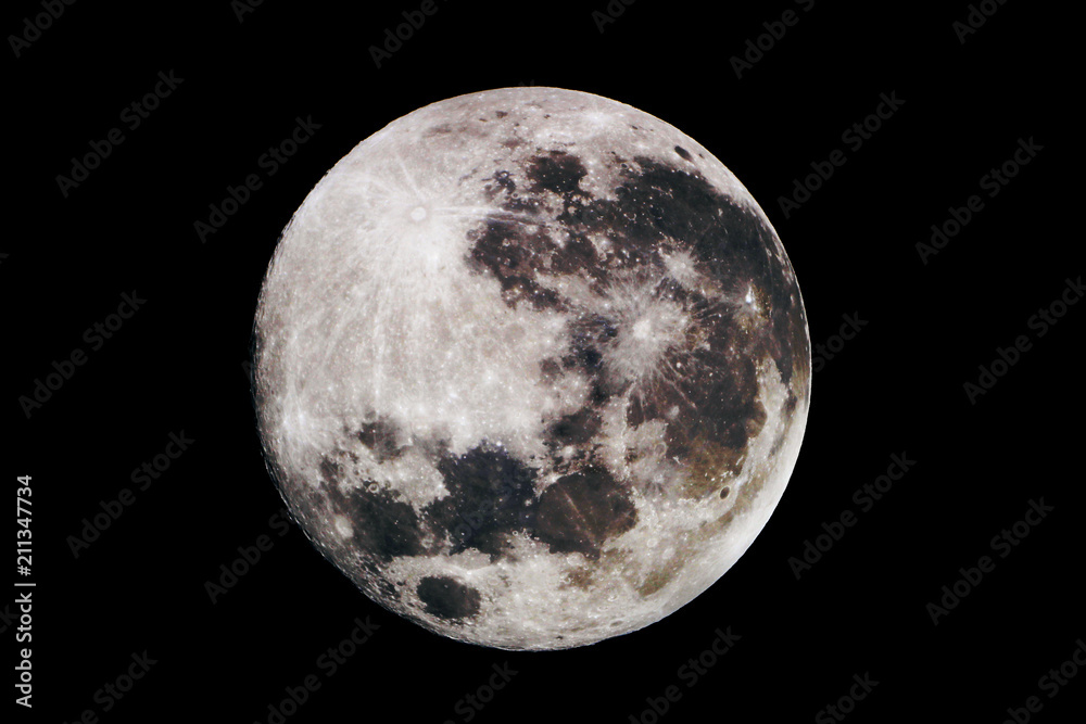 Full moon / The full moon is the lunar phase when the Moon appears fully illuminated from Earth's perspective. This occurs when Earth is located directly between the Sun and the Moon Full moon / The full moon is the lunar phase when the Moon appears fully illuminated from Earth's perspective. This occurs when Earth is located directly between the Sun and the Moon