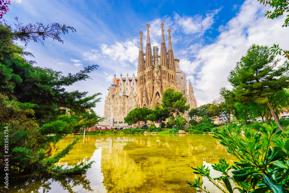 La Sagrada Familia - obrazy, fototapety, plakaty 