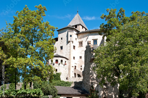 Schloss Pr  sels bei V  ls in S  dtirol.