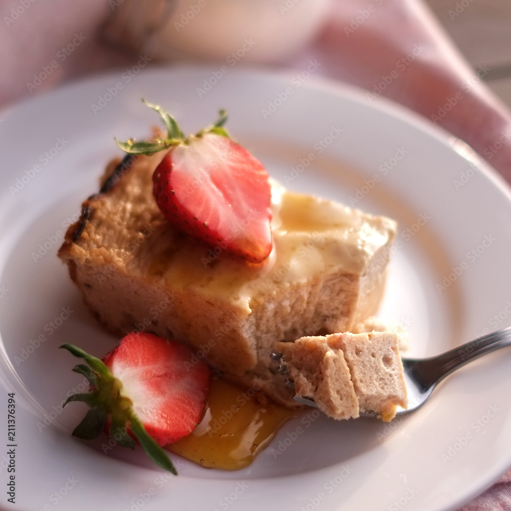 Homemade cottage cheese cake with strawberries and honey