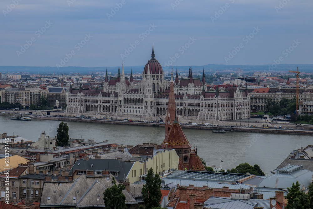 Fototapeta premium Parlament w Budapeszcie