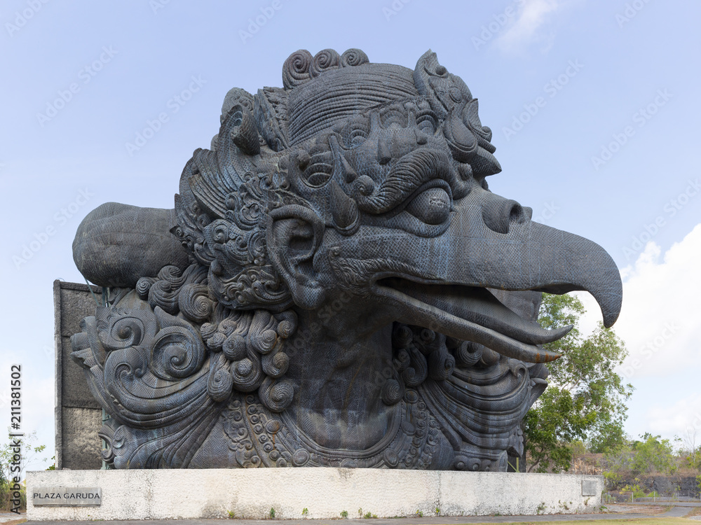 Sculpture in the form of birds in the Indonesian style - view from the side