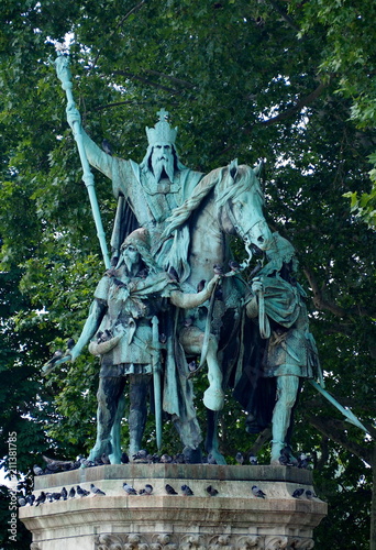 Statue