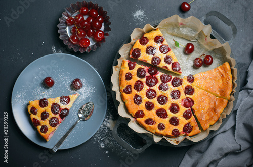Billede på lærred Cottage Cheese Cherry Pie, Homemade Cherry Pie on Grey Background