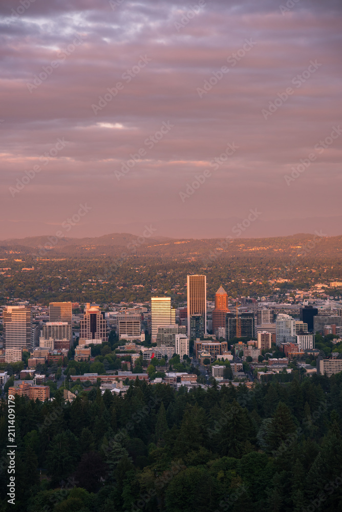 Subtle pink sunset over the city of Portland, Oregon