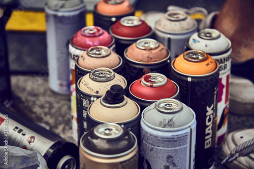 Spray paint for street art