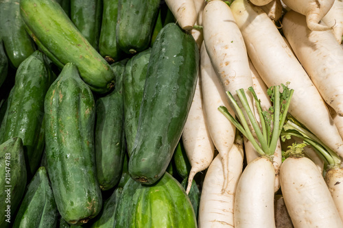 Compare color with Papaya and Radish
