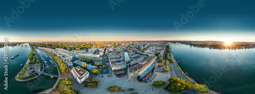 360° Panorama Sonnenaufgang über Mainz am Rhein photo