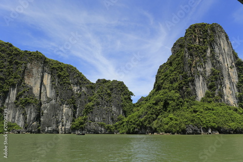 Baie d Along au Vietnam