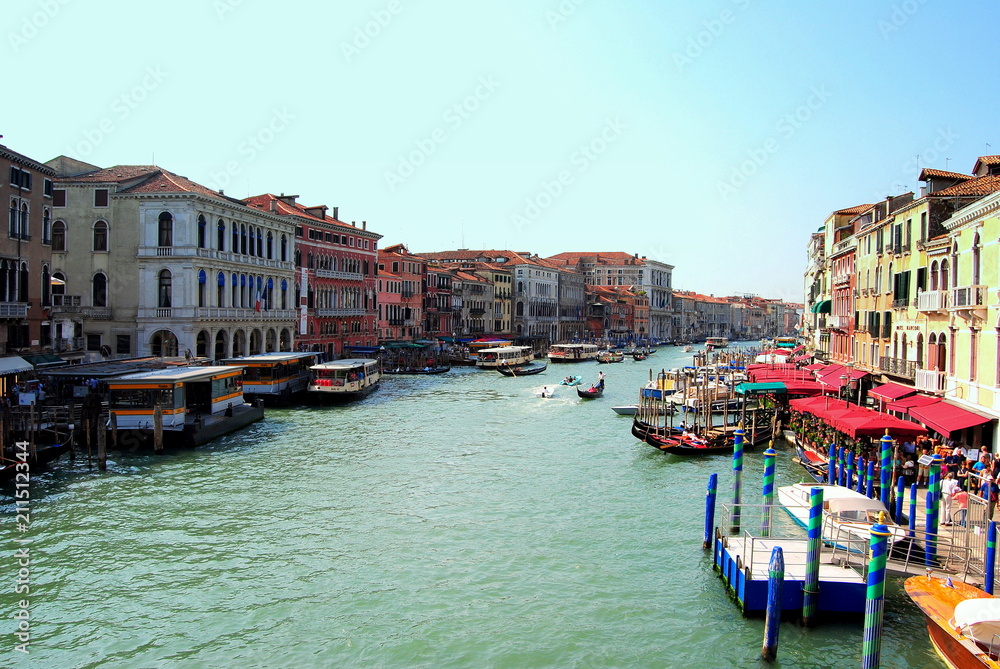 Venice views. Gran canal. Rialto bridge.