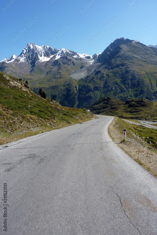 Straße ins Kaunertal