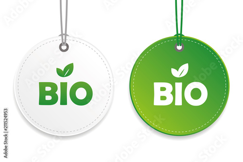 bio gütesiegel anhänger weiß grün photo