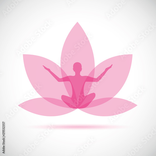 person meditiert in rosa lotusblume