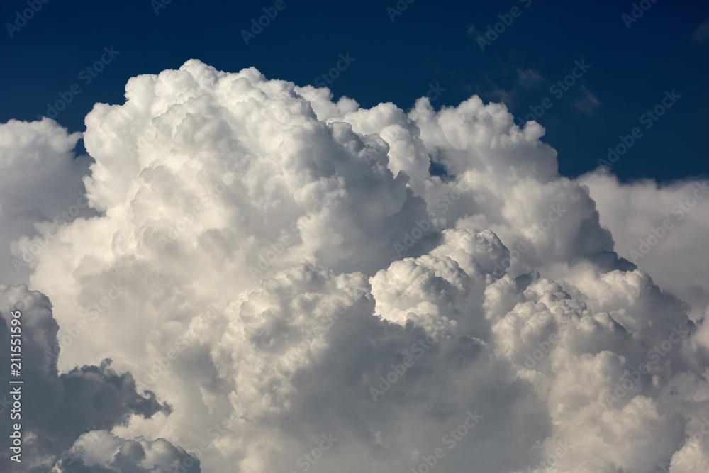 Obraz premium Big cumulonimbus clouds