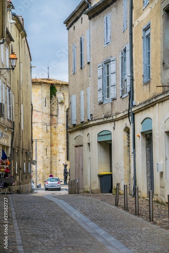 Une rue de Condom, Gers, Occitanie, France. © Bernard GIRARDIN