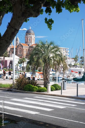 Port et plage de Fréjus (Côte d’Azur-France)