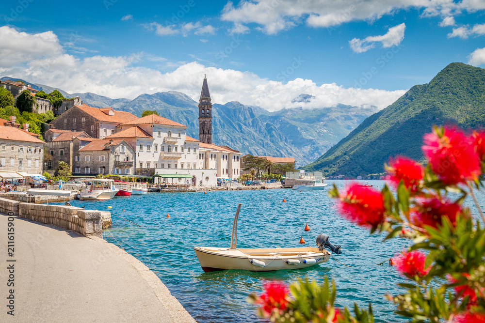 Obraz premium Historic town of Perast at Bay of Kotor in summer, Montenegro