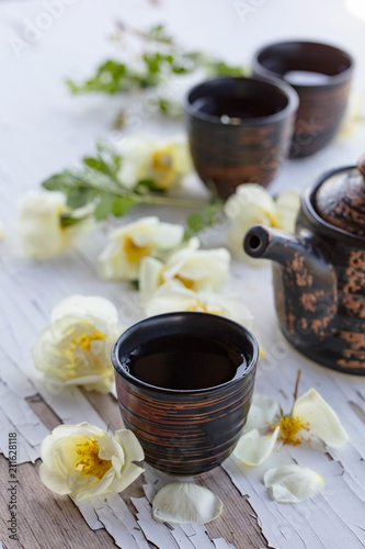 Aromatic and invigorating tea with wild rose.