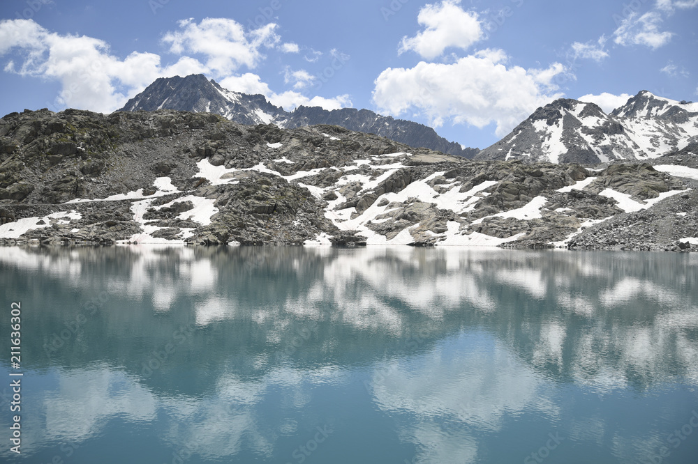 Fototapeta premium Vette rocciose dell'Adamello