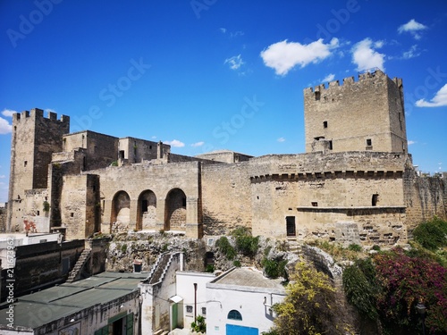 Grottaglie, - Kastell, Altstadt und Sehenswürdigkeiten der zauberhaften Keramik Stadt in Apulien, Italien photo