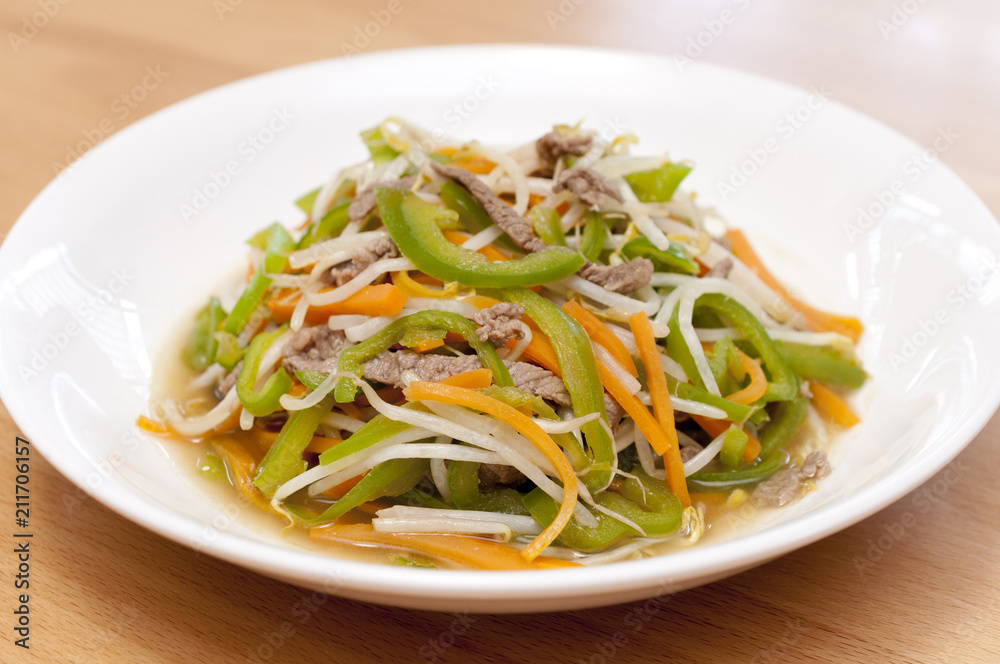 野菜と細切り豚肉の炒め物 野菜と細切り豚肉の炒め物