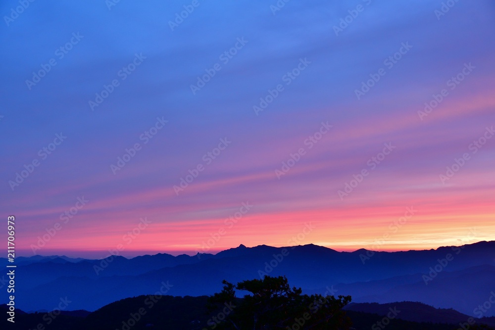 大台ケ原山で見た日没後の絶景