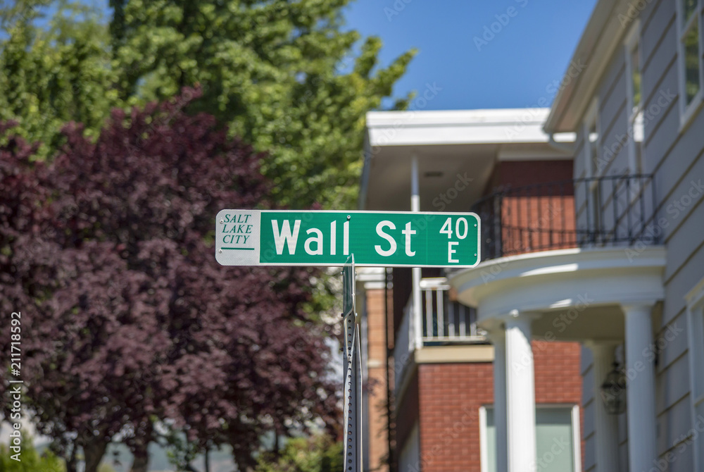 Obraz premium Wall Street sign in Salt Lake City