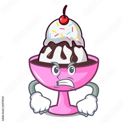 Photo Angry ice cream sundae mascot cartoon