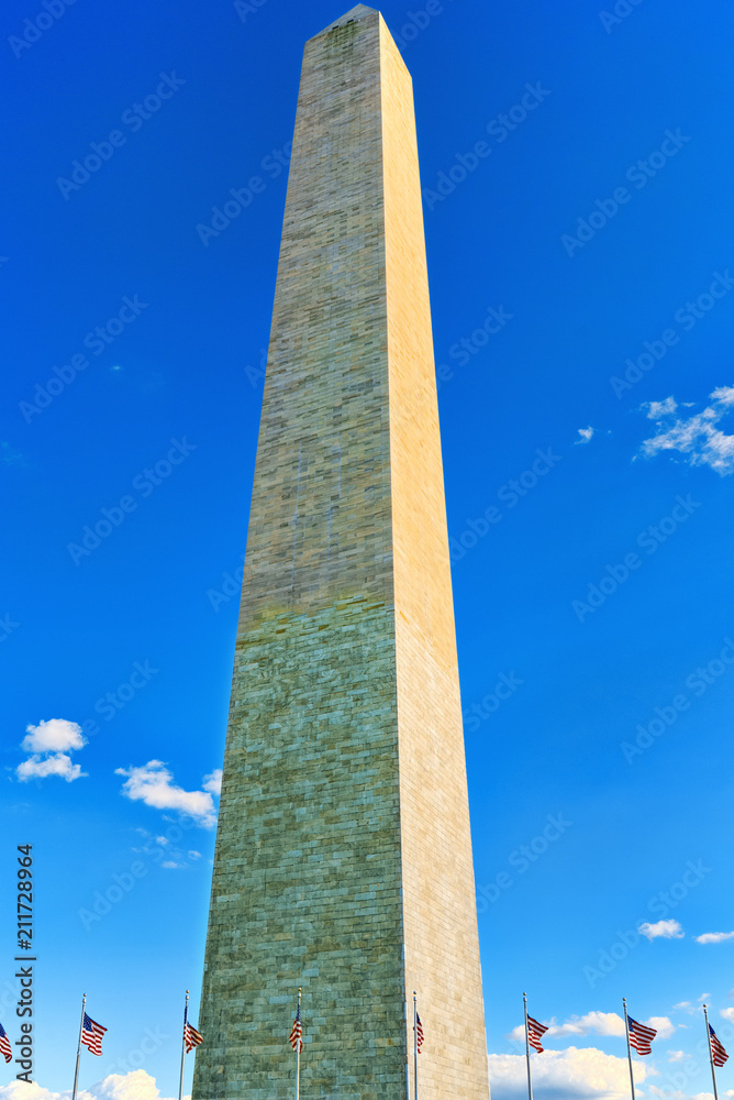 Washington, USA, Washington Monument is an obelisk on the National Mall.