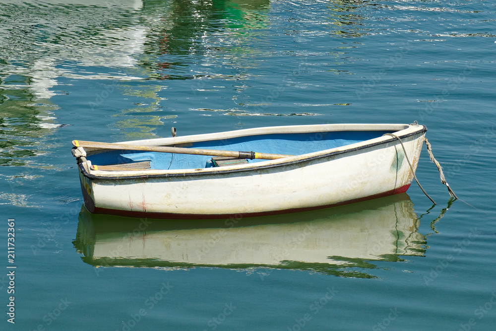 Little Boat on its Own