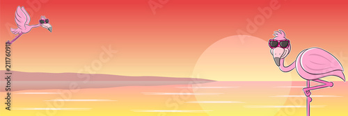 Cartoon Flamingo mit Sonnenbrille vor Sonnenuntergang 