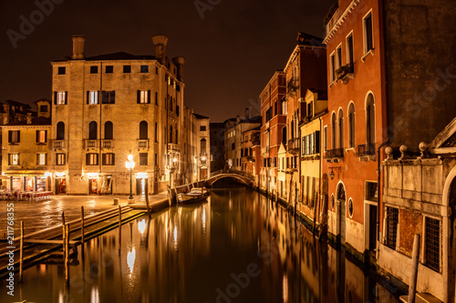 Paisagem em Veneza à Noite