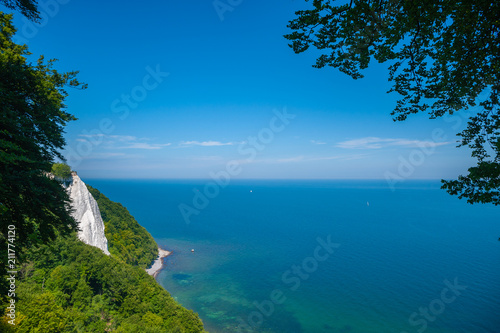 Landschaft mit Blick zum Königsstuhl bei Sassnitz auf der Insel Rügen