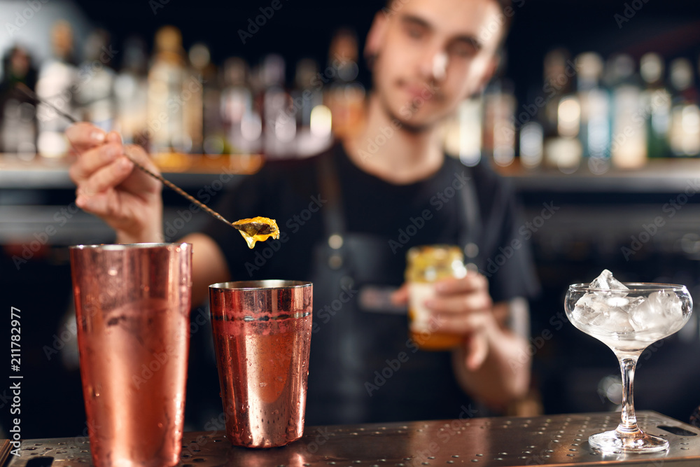 Cocktail Bar. Bartender Making Cocktails At Bar Counter