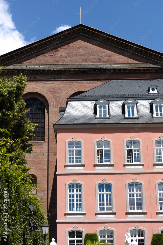 Das Kurfürstliche Palais in Trier gilt als einer der schönsten Rokoko-Paläste der Welt.