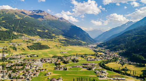 Bormio - Valdisotto - Valtellina (IT) - Vista aerea panoramica